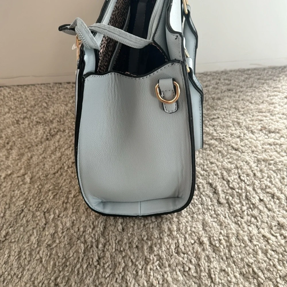 Light Blue Purse - Picture 4 of 8